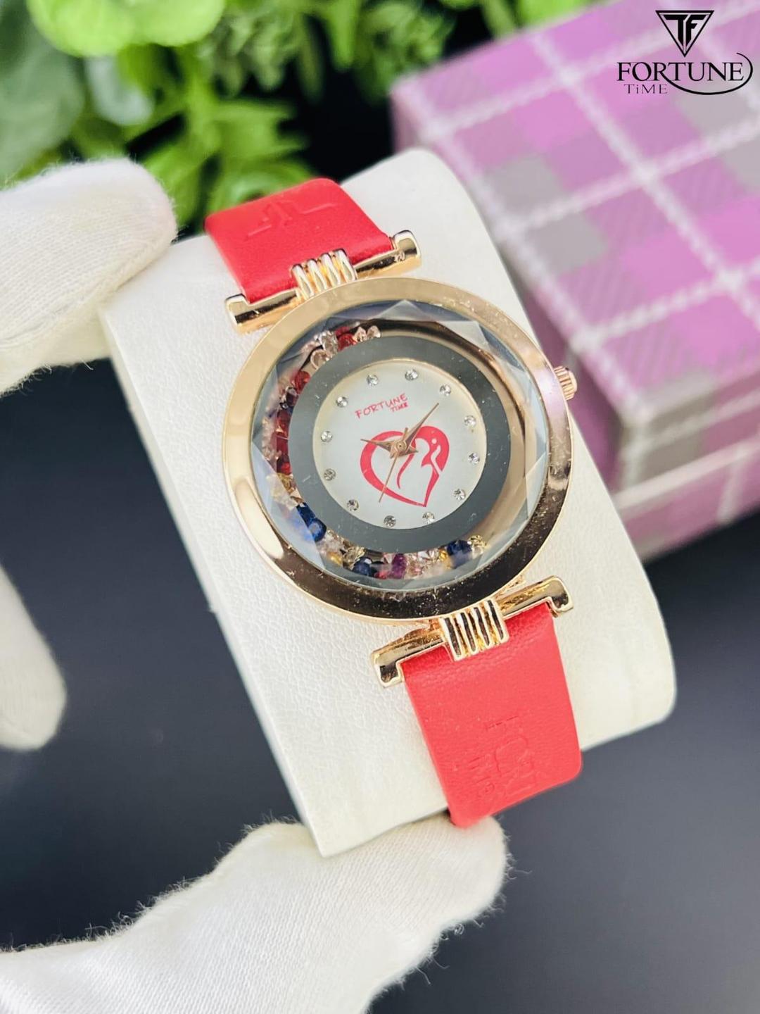 Chic Women's watch